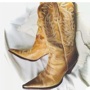 Charlie Horse Cowboy Boots